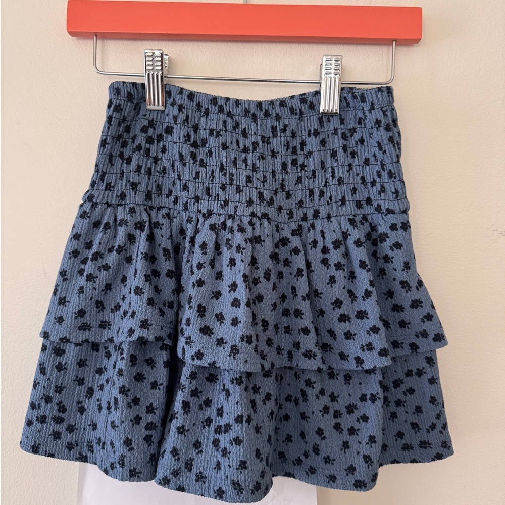 Zara Floral Ruffle Skirt w/shorts
